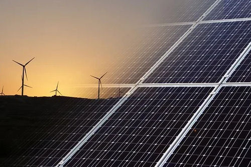 GSR nano coating on solar panels and wind turbines